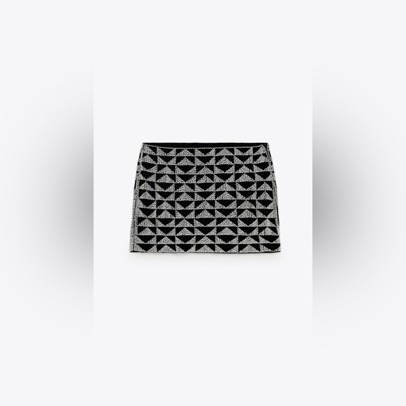 Zara Beaded Mini Skirt - Picture 3 of 8